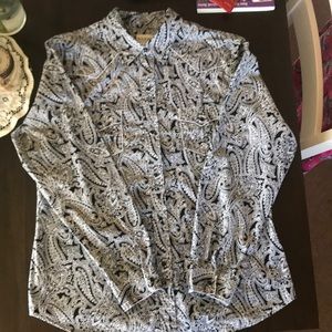 Women’s Roper Brand Paisley design Black and white Western shirt size Large